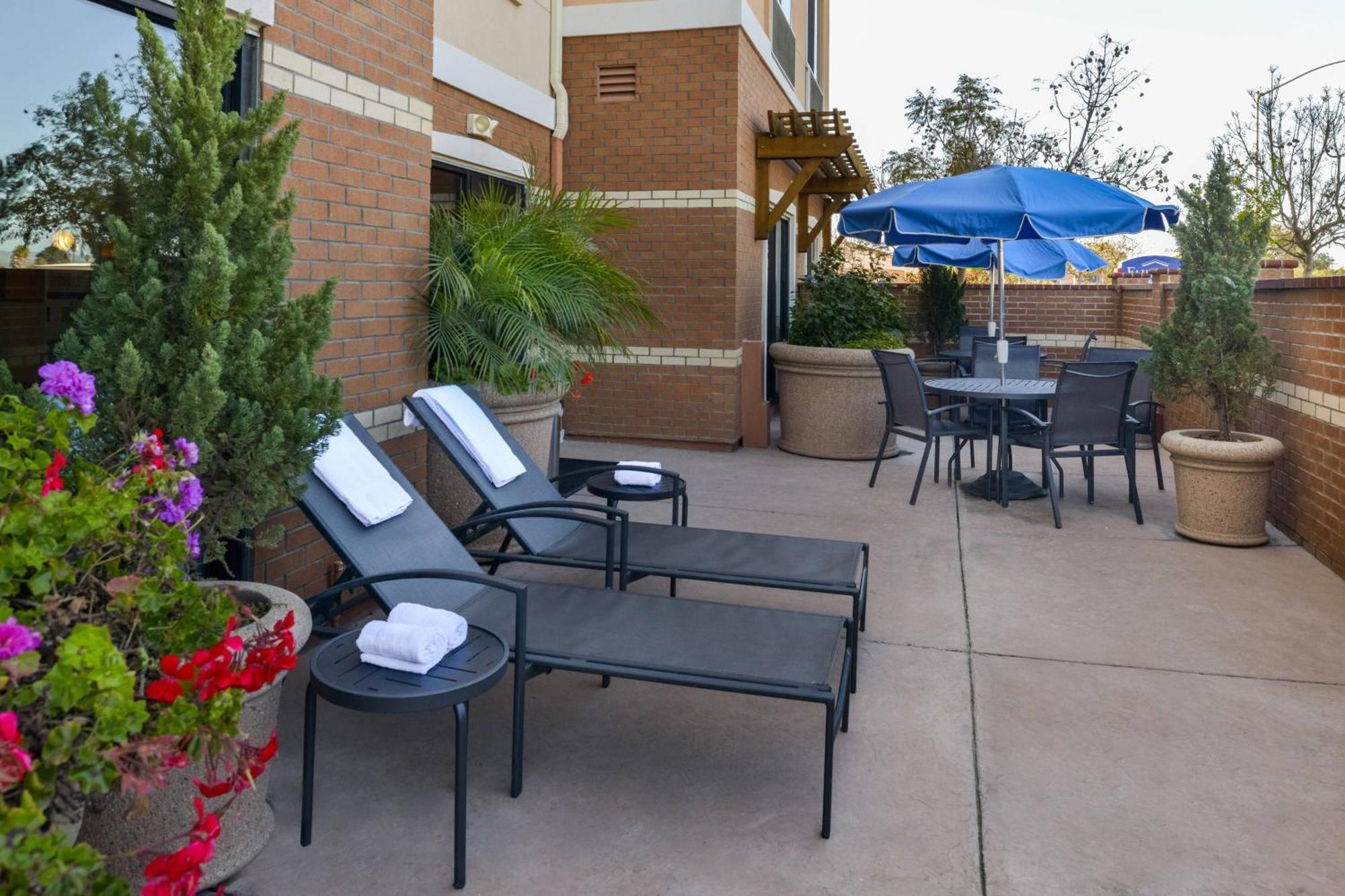 Fairfield Inn & Suites Santa Maria Exteriör bild