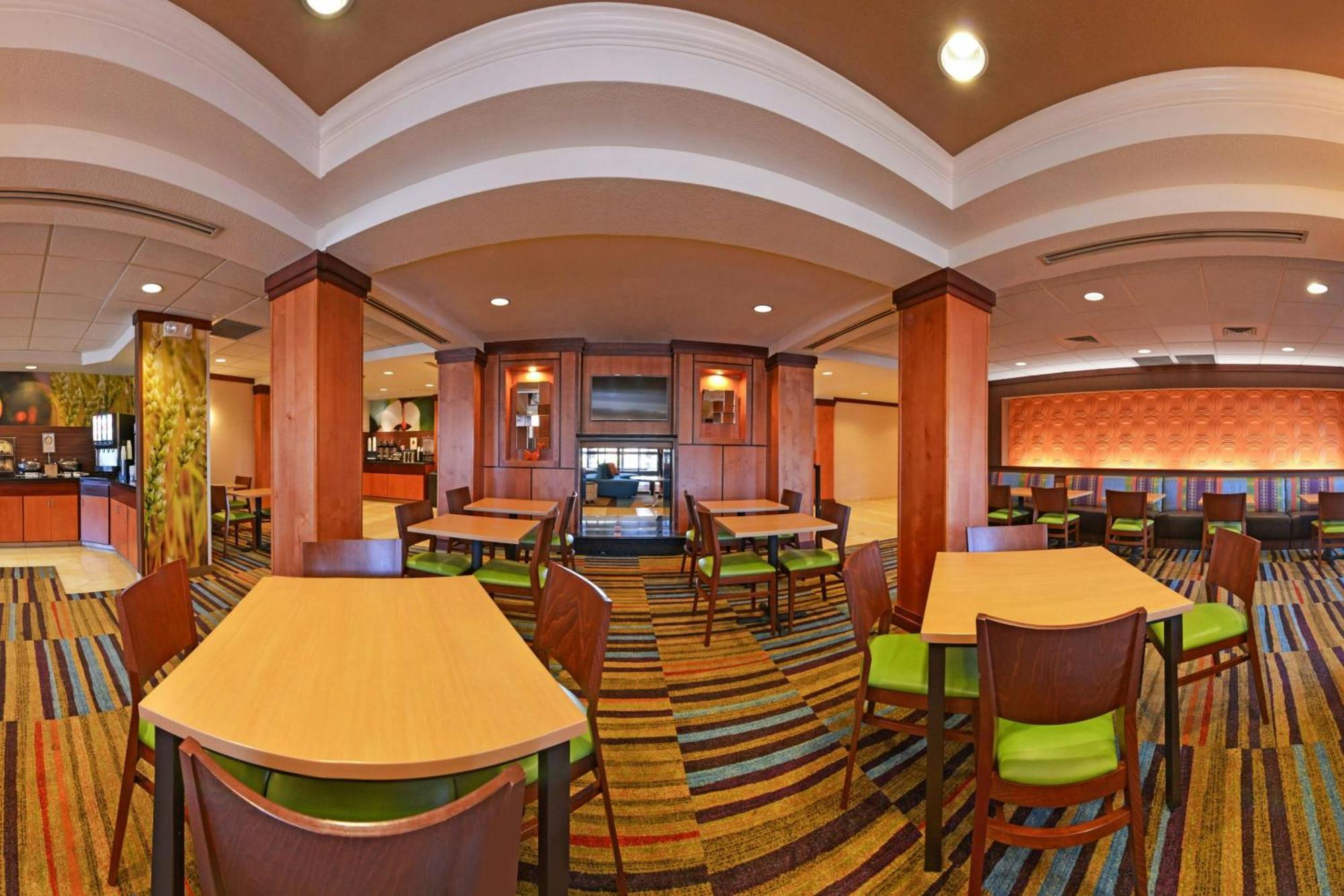 Fairfield Inn & Suites Santa Maria Exteriör bild