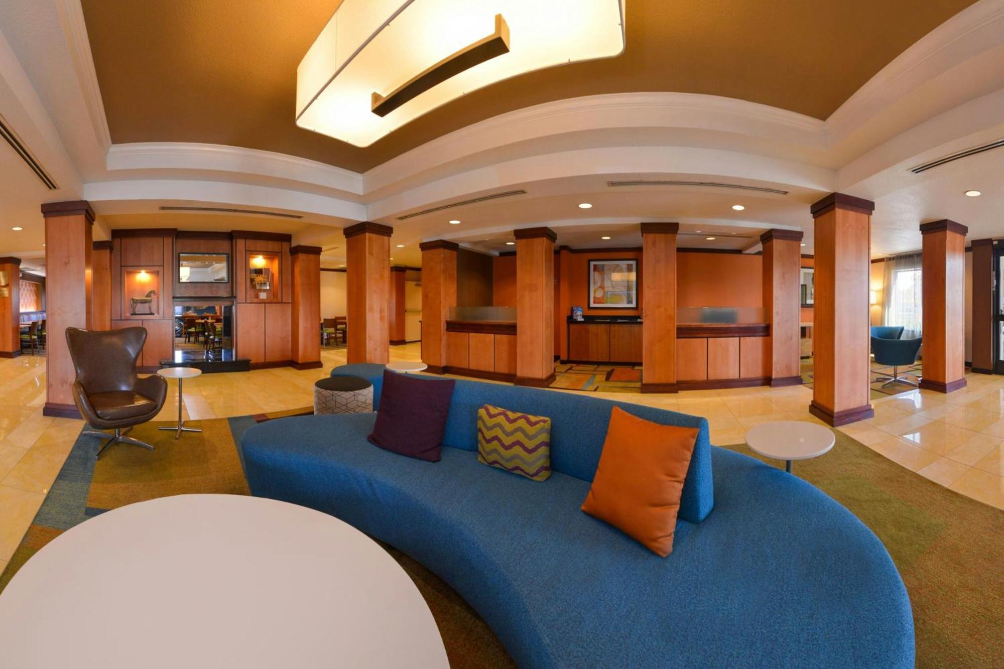 Fairfield Inn & Suites Santa Maria Exteriör bild