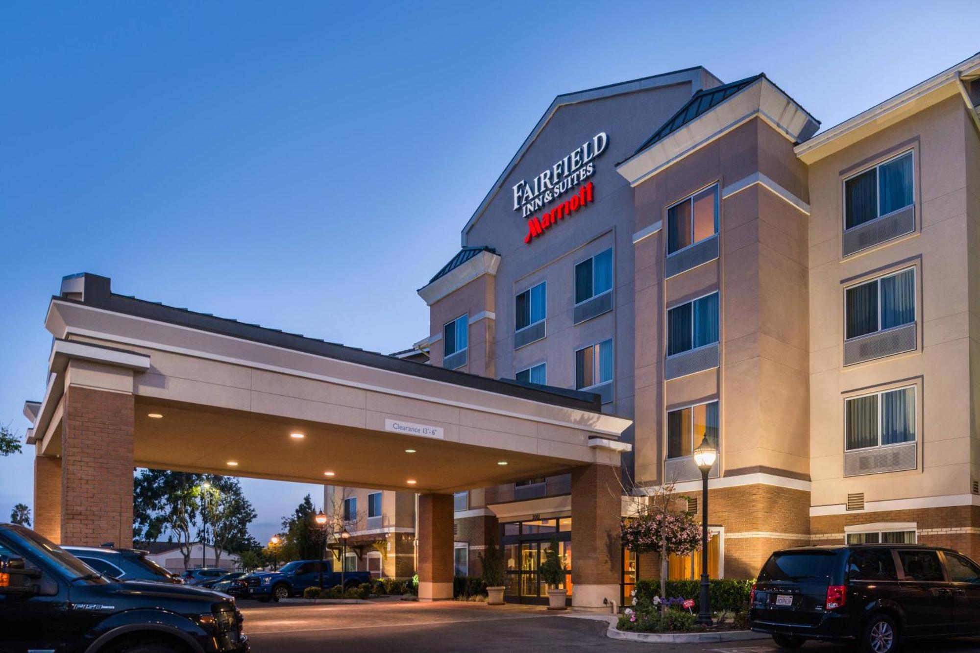 Fairfield Inn & Suites Santa Maria Exteriör bild